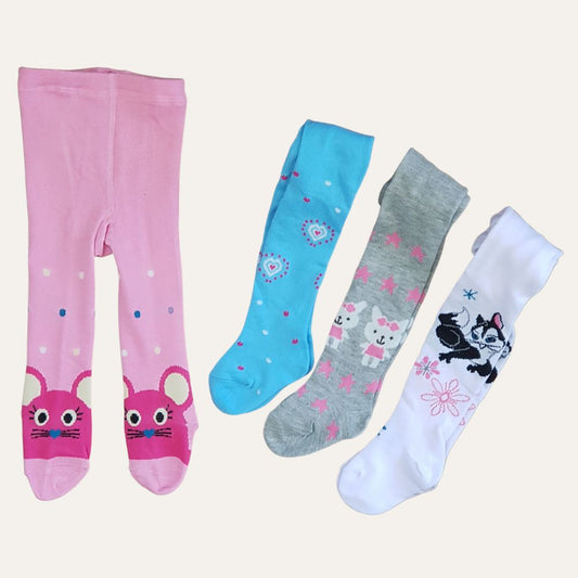On display is the Alaya Junior 4-Pack Cozy Cartoon Leggings for Babies, an ideal baby gift set. This set includes delightful pink winter leggings with a mouse face, blue socks decorated with hearts, gray socks featuring bears and stars, and white socks with a charming black-and-white raccoon accented by a pink flower.