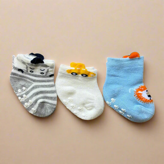 Carter’s Baby Boys 3-Pack Socks (0–6M)